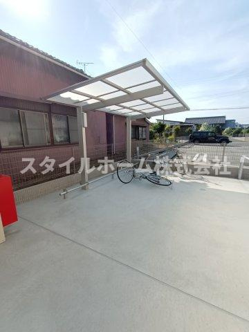 ミエル　ノールの駐車場