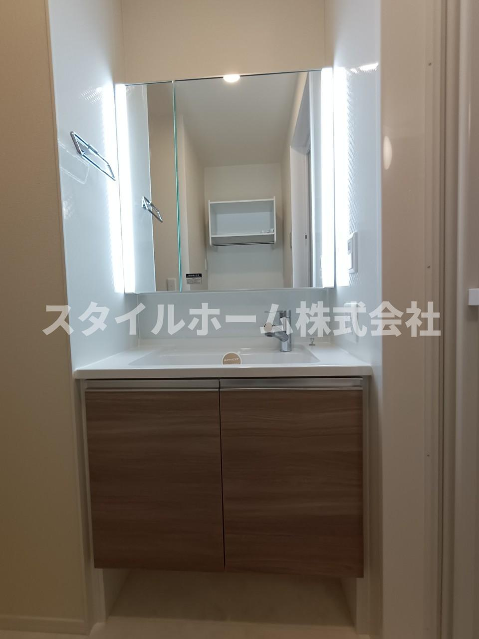 ミエル　ノールの洗面所|同建物内別部屋の写真です。