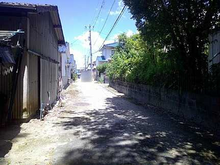 安芸区矢野東6丁目の前面道路含む現地写真