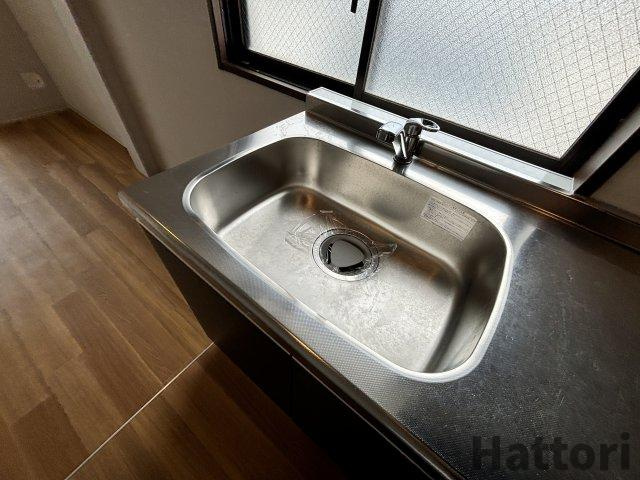 Re-be東三国のキッチン