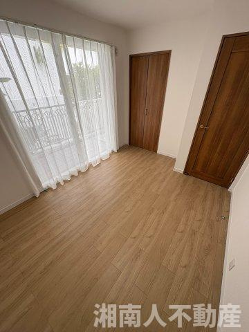 コスモミロス逗子M棟の洋室