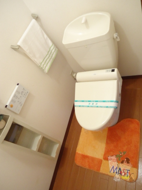 シャーメゾン江崎のトイレ