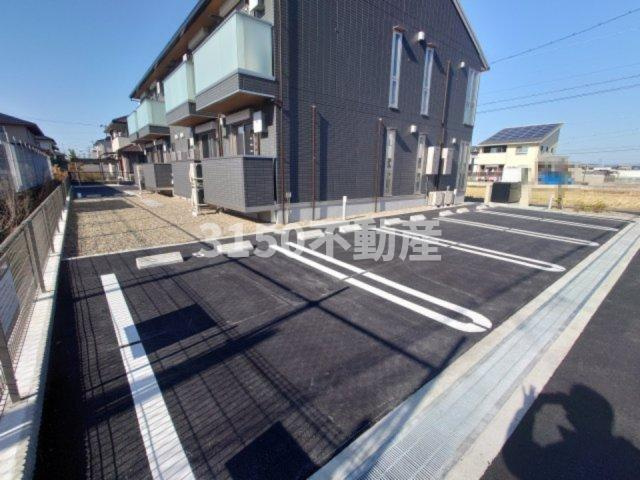 Le Lien Akane　Southの駐車場