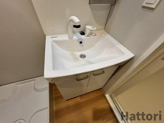 Re-be東三国の洗面所