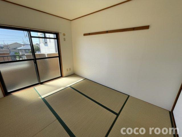 高田レジデンスの和室