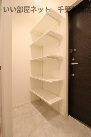 VasaPark蘇我の玄関|収納もある玄関です