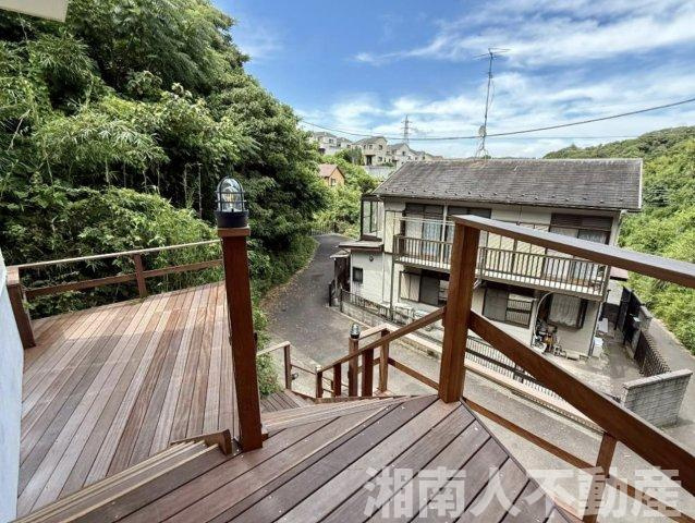逗子市桜山５丁目２７－３３戸建てのバルコニー|広々としたバルコニーです