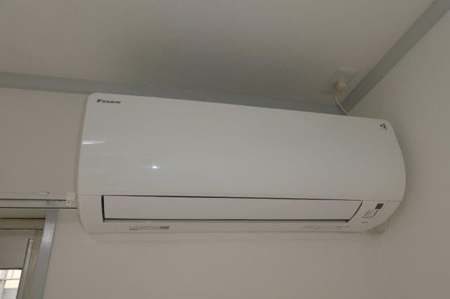 グリーンヒルズＡの設備|６帖洋室エアコン