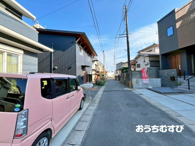 守山区城土町(全1棟)の前面道路含む現地写真