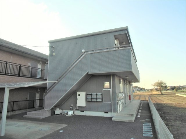 メゾンウイング