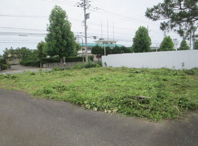鯖江市石田上町　土地