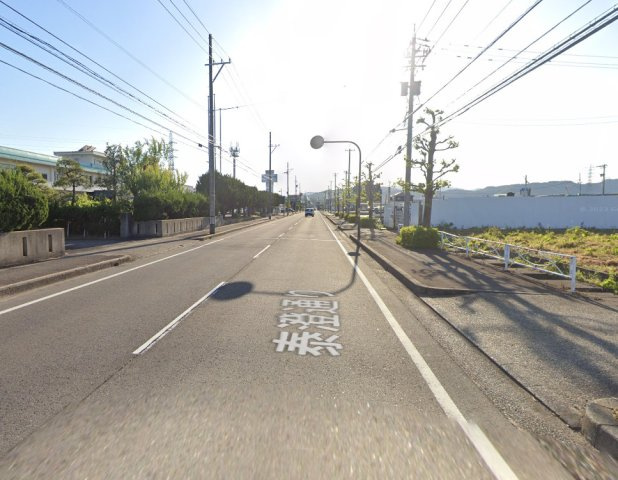 鯖江市石田上町　土地の前面道路含む現地写真