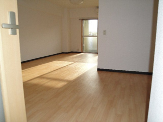 【洋室】 | 福間口マンション