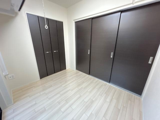 ピーニャ市川の内装|洋室