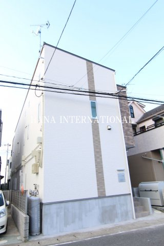 ハーモニーテラス湊新田の外観