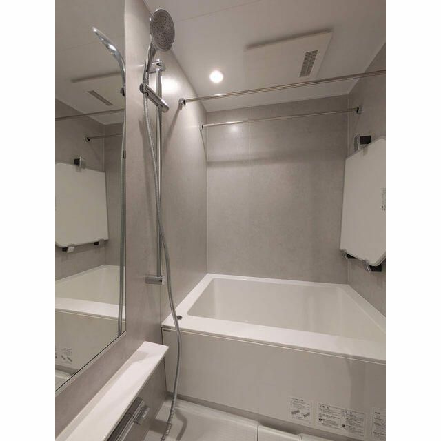 ザ・ケンジントン・レジデンス芝浦の浴室