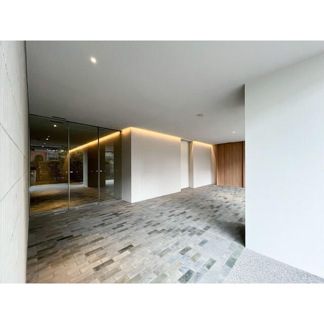 ザ・ケンジントン・レジデンス芝浦のエントランス