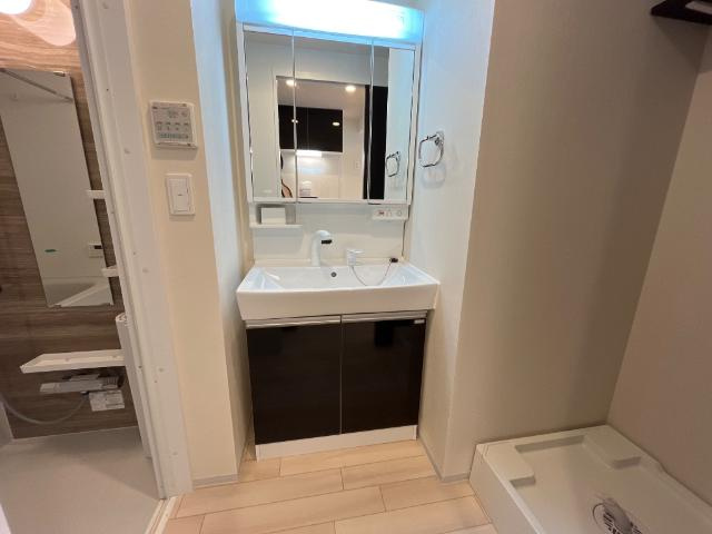 ピーニャ市川の洗面所|洗髪洗面化粧台