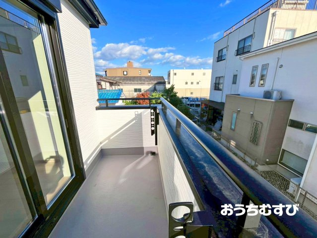 名東区香流8期(全3棟)の前面道路含む現地写真