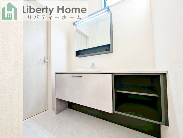 水戸市姫子4期　新築戸建の独立洗面台