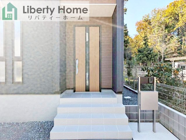 水戸市姫子4期　新築戸建のエントランス