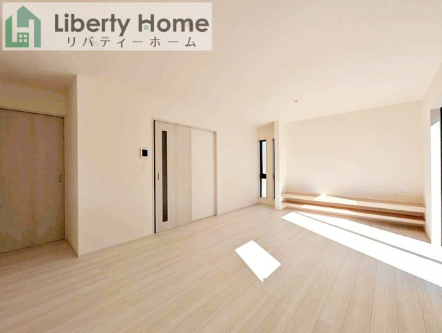 水戸市姫子4期　新築戸建の居間・リビング