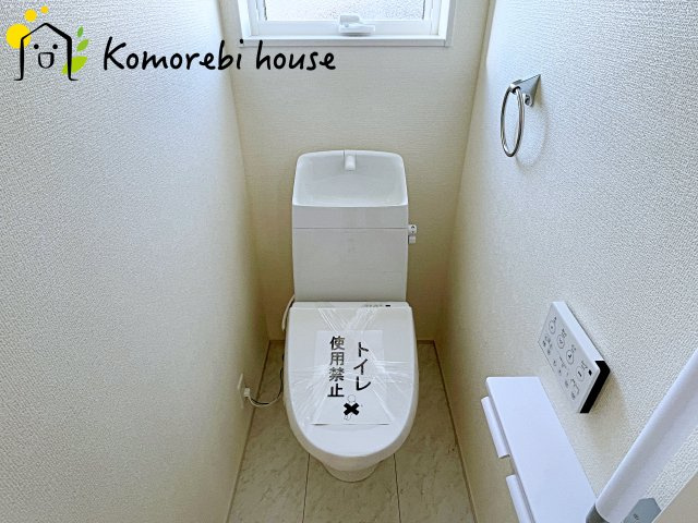 鴻巣市屈巣　第4　新築一戸建て　リーブルガーデン　03のトイレ|10/30　撮影済み