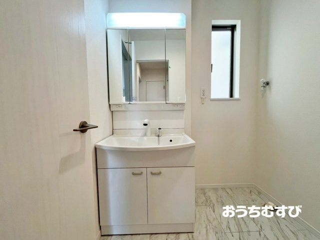 尾張旭市北山町2期(全1棟）の独立洗面台