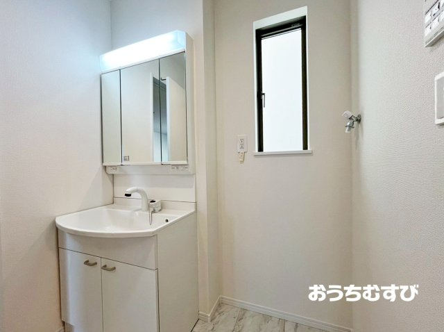 尾張旭市北山町2期(全1棟）の独立洗面台
