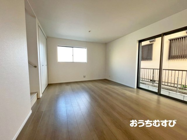 尾張旭市北山町2期(全1棟）の居間・リビング