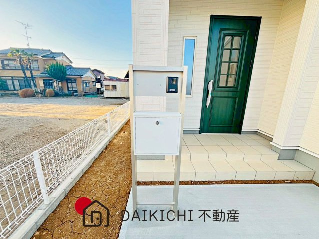 【玄関】 | 鴻巣市屈巣第4　Livele Garden.S　新築戸建　全8棟　3号棟