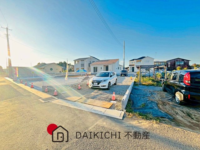 【前面道路含む現地写真】 | 鴻巣市屈巣第4　Livele Garden.S　新築戸建　全8棟　3号棟