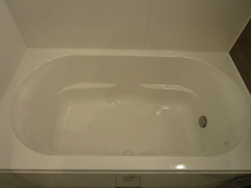 ラトゥール代官町EASTの浴室