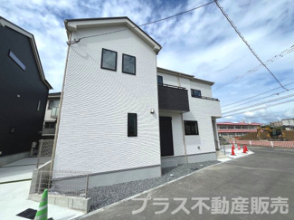 【外観】 | 現地写真。プラス不動産販売なら、現場の全ての棟をまとめてご見学頂けます。