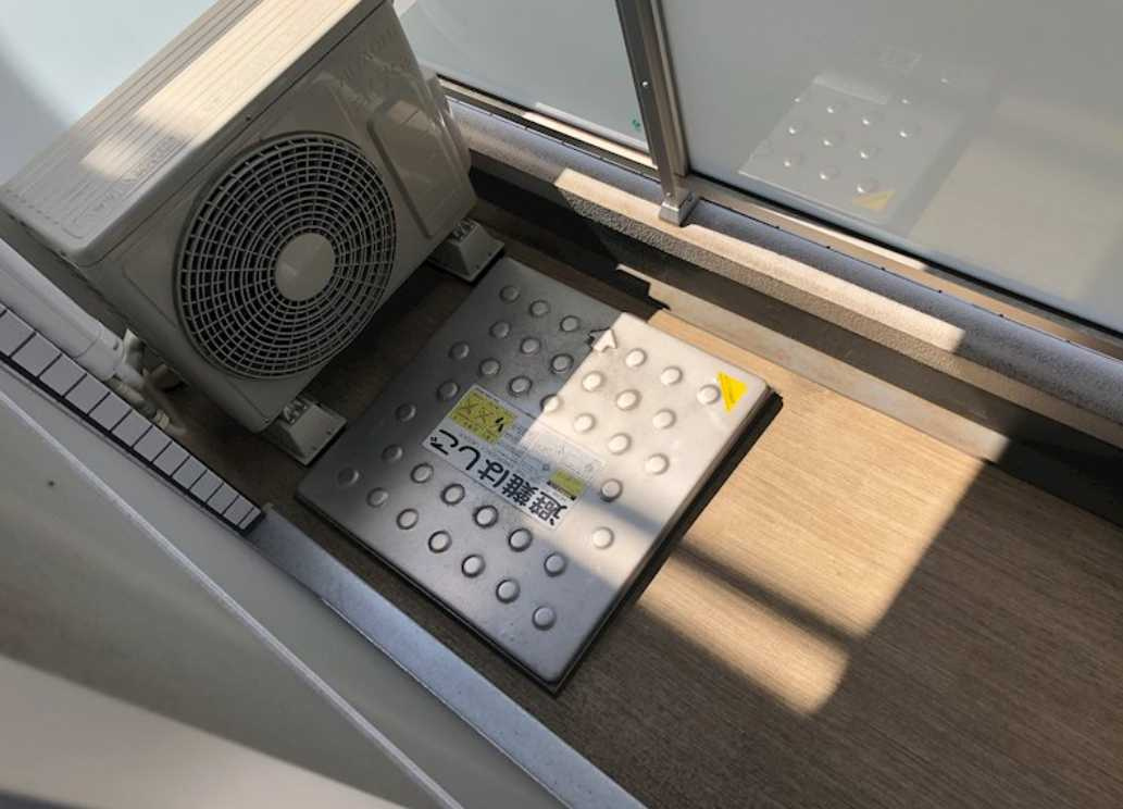 ディアレイシャス池尻大橋　ネット無料　家具付き　家電付きのバルコニー