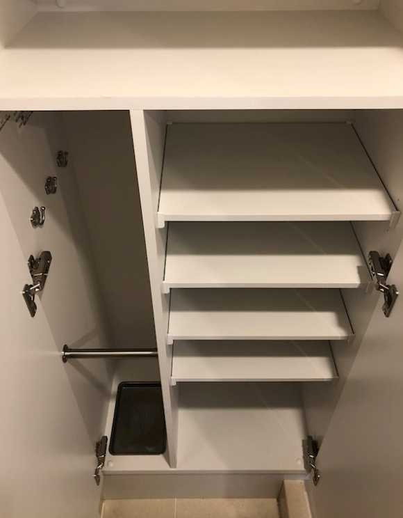 ディアレイシャス池尻大橋　ネット無料　家具付き　家電付きの収納