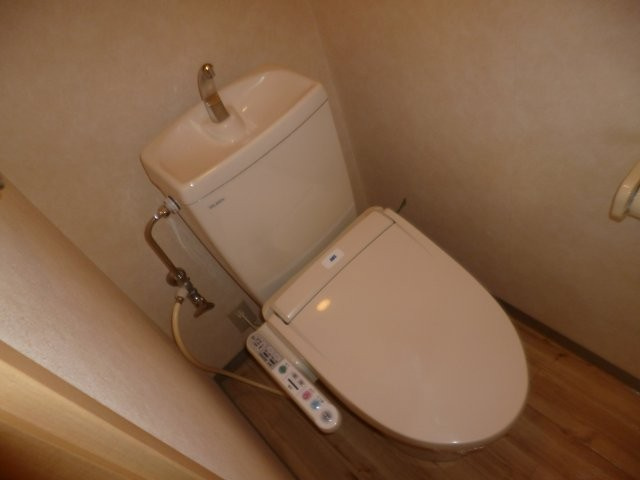 ロマンシェのトイレ|ウォシュレット