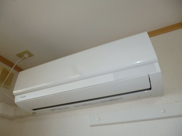 ロマンシェの設備|エアコン