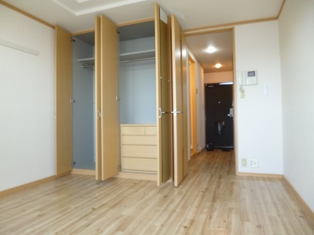 ロマンシェの寝室|洋室