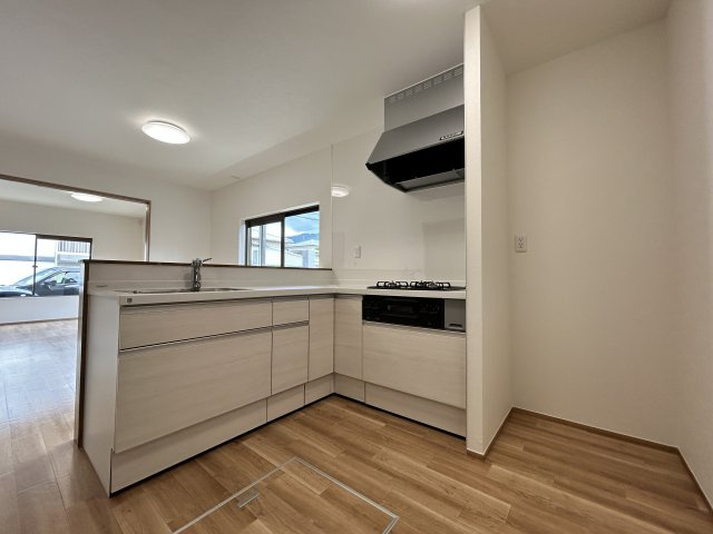 中之庄町　中古戸建のキッチン