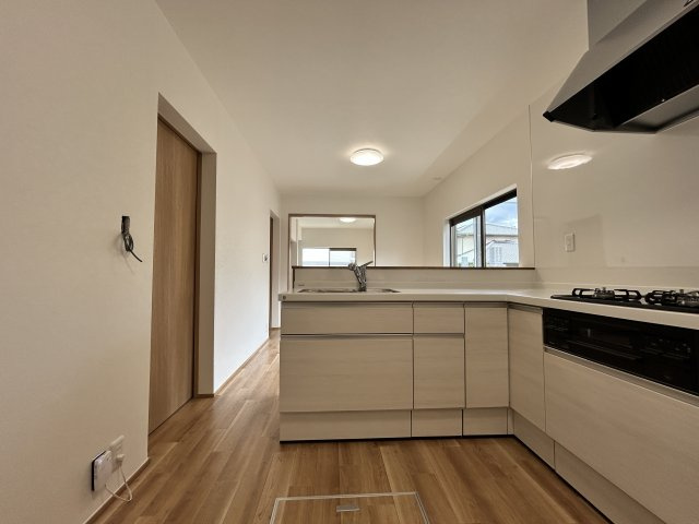 中之庄町　中古戸建のキッチン