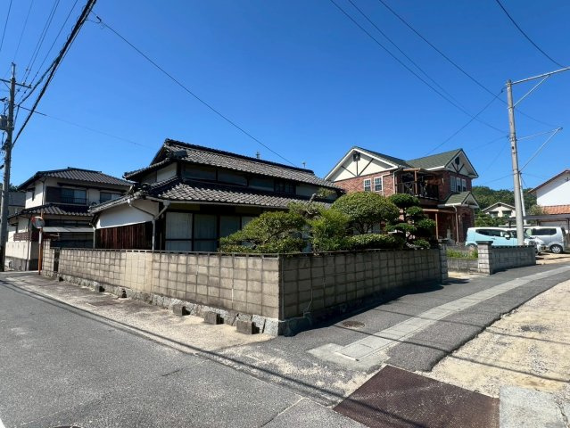 【前面道路含む現地写真】の画像