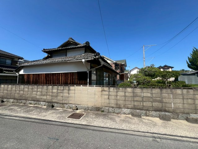 【前面道路含む現地写真】の画像