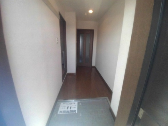 第２立花ビルの玄関