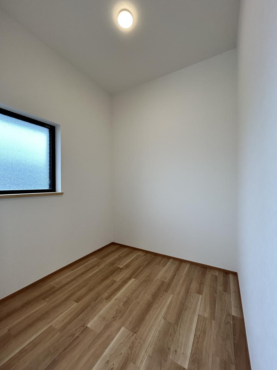 川之江町　中古戸建の洋室