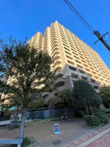 ニューライズシティ東京ベイハイライズ　専用庭付の外観