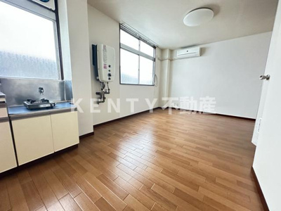 【居間・リビング】 | 福山ビル | 居間です