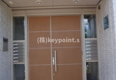 【エントランス】 | ロイヤルヒルズ