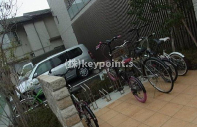 【駐車場】 | ロイヤルヒルズ