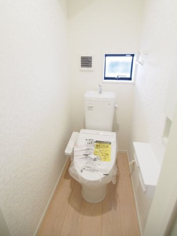 【トイレ】 | Cradle garden　松川町第８　４号棟 | ※同施工物件写真